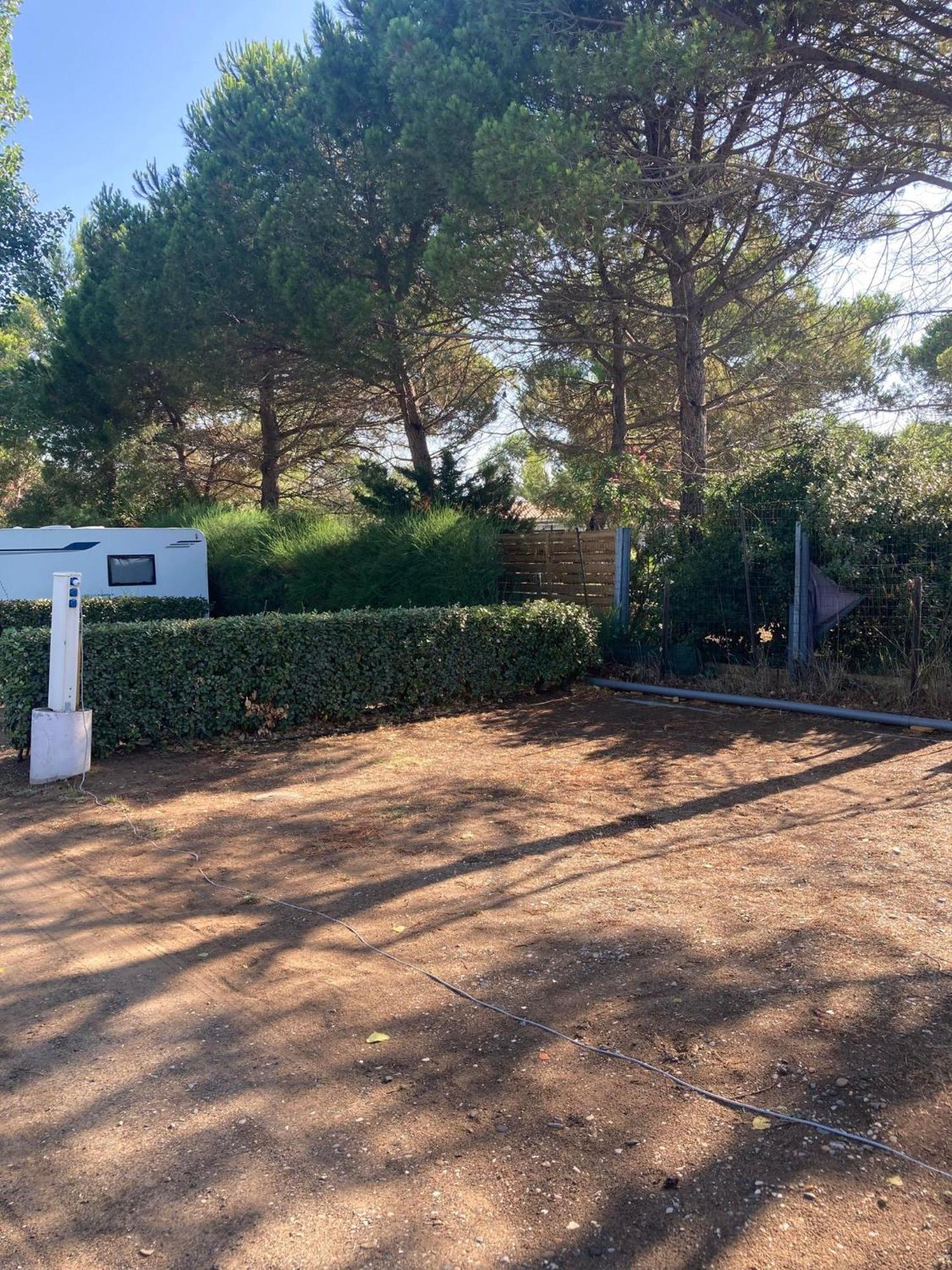 Camping Le Roucan West Виас Экстерьер фото