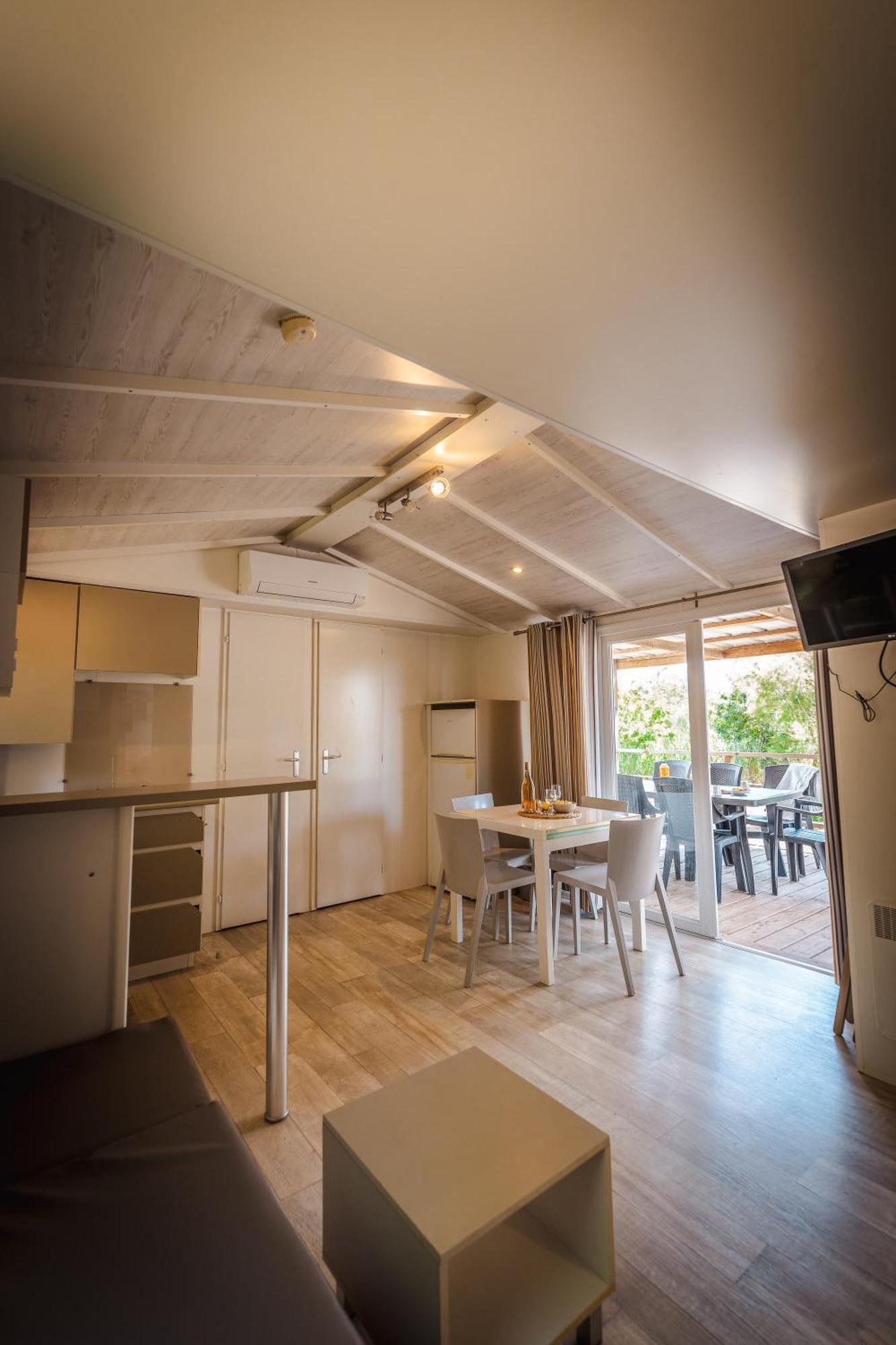 Camping Le Roucan West Виас Экстерьер фото